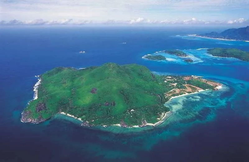 ***** Resort Beachcomber Seychelles Sainte Anne Island Seychelles