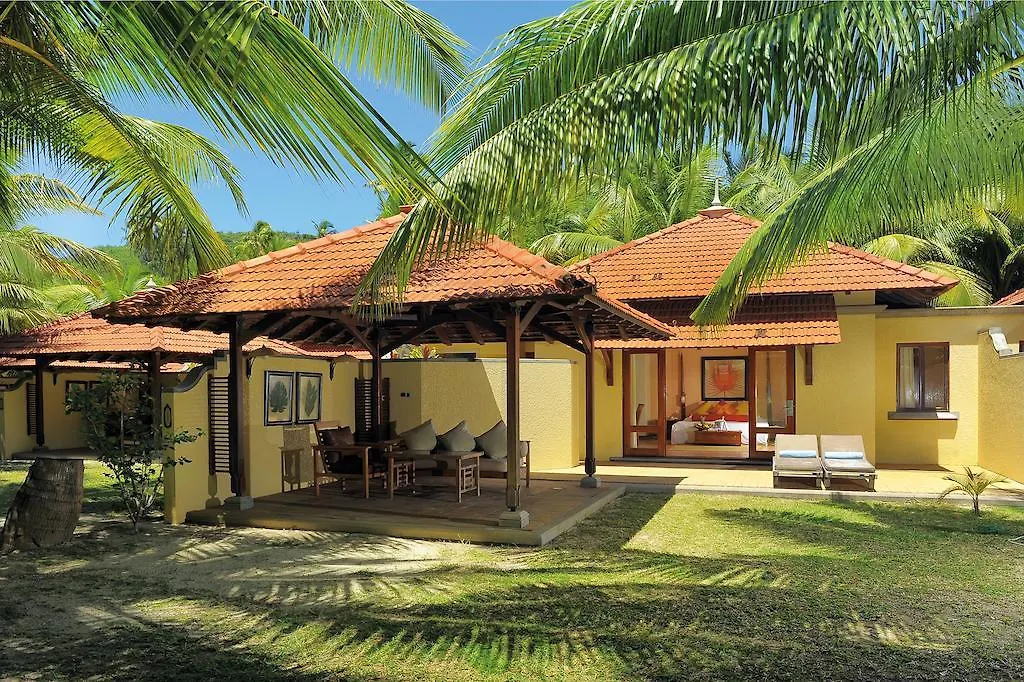 ***** Resort Beachcomber Seychelles Sainte Anne Island Seychelles